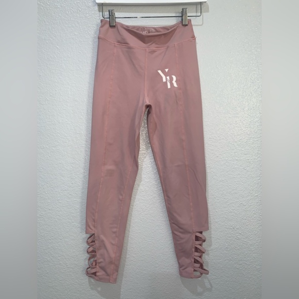Young & Reckless 7/8 Cutout‎ Pink leggings Size S